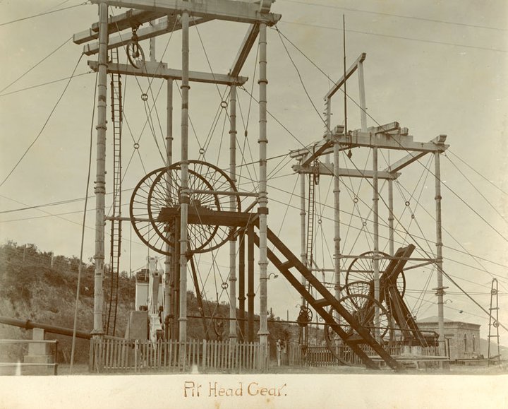 165333_122667781136612_100001801738979_150074_2829345_n