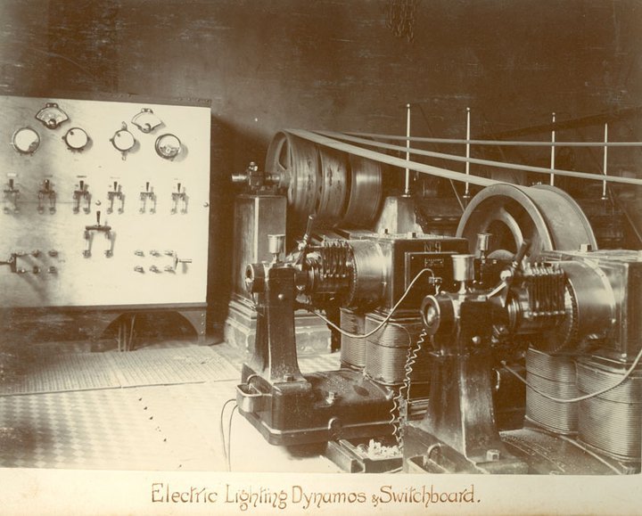166474_122668284469895_100001801738979_150091_1846136_n