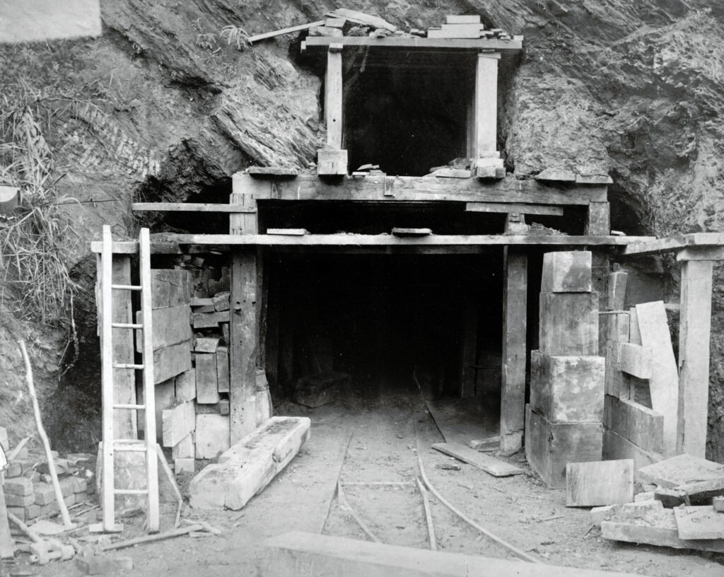 Entrada de uma antiga mina