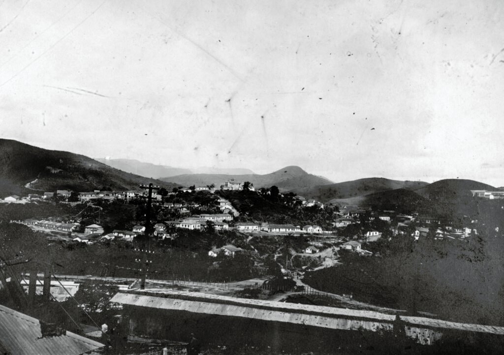 Parte da planta industrial - ao fundo Bairro Rosário antigo