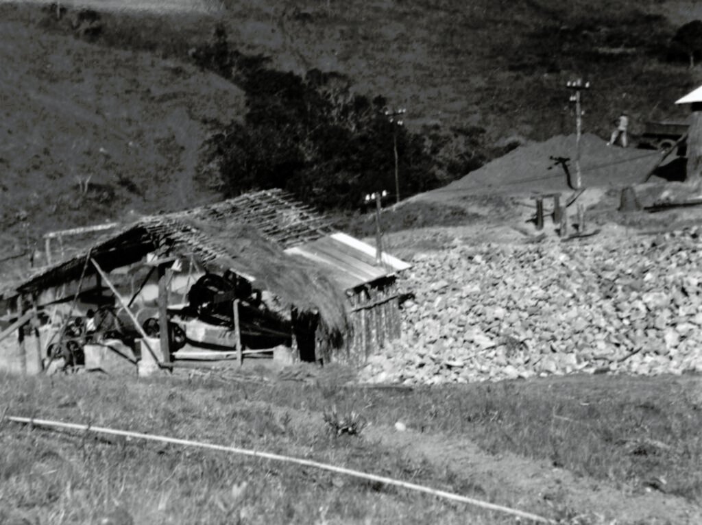 Rancho improvisado por garimpeiros2